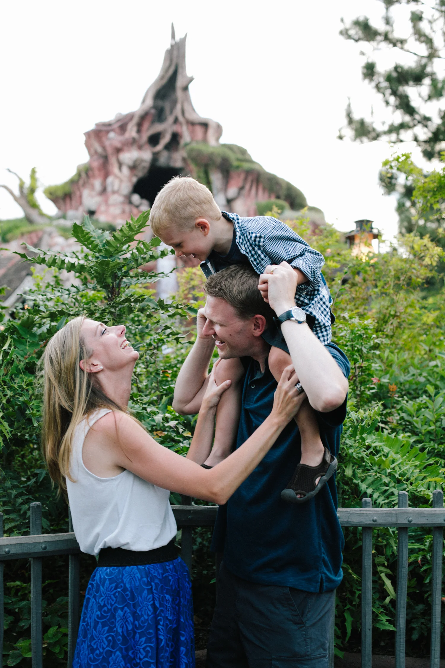 disneyland family photographer-1040.jpg
