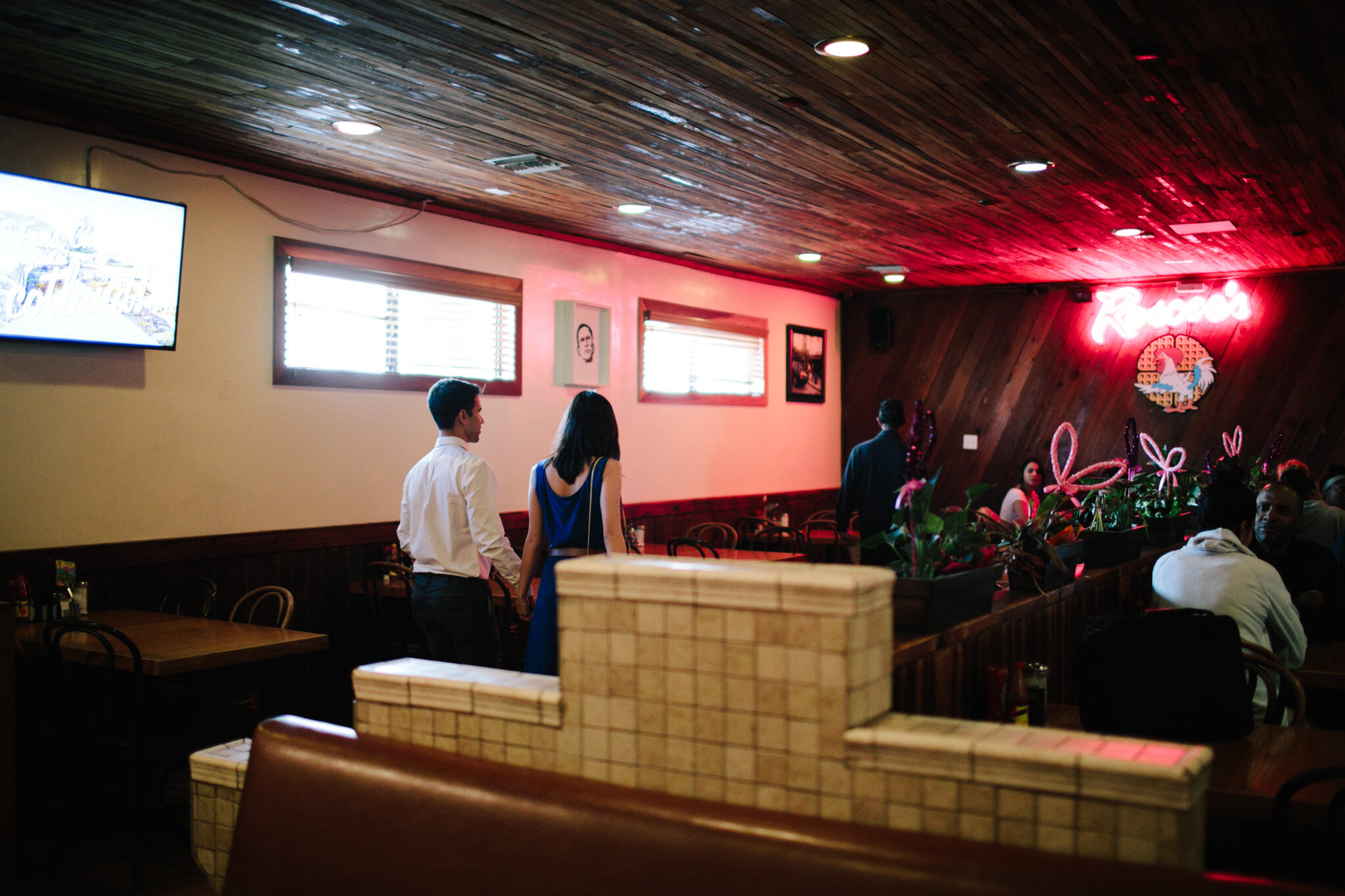 roscoes chicken and waffles engagement-104.jpg