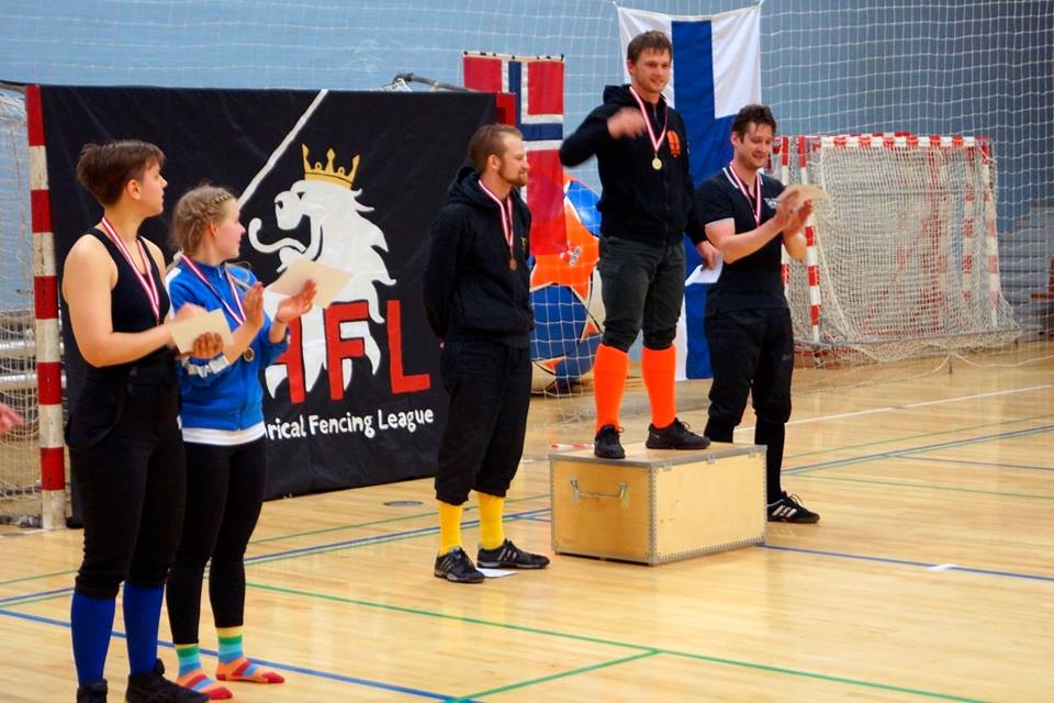 Pitkämiekan finalistit Margit Reierseniä lukuunottamatta.