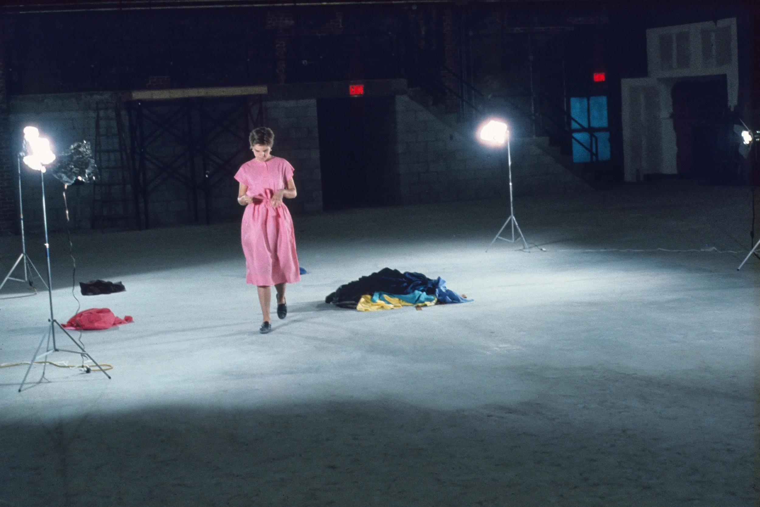 20dresses 02 WEB.jpg