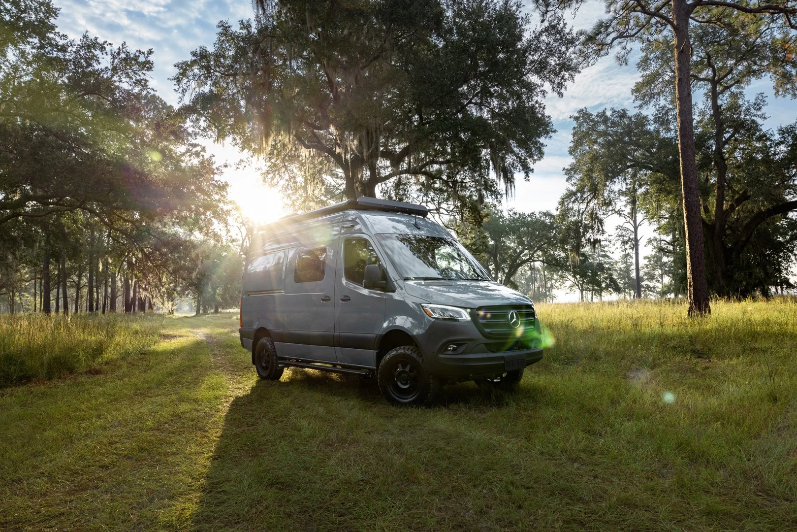 MB_VANS_9493_Pickups_R_300_V1.jpg