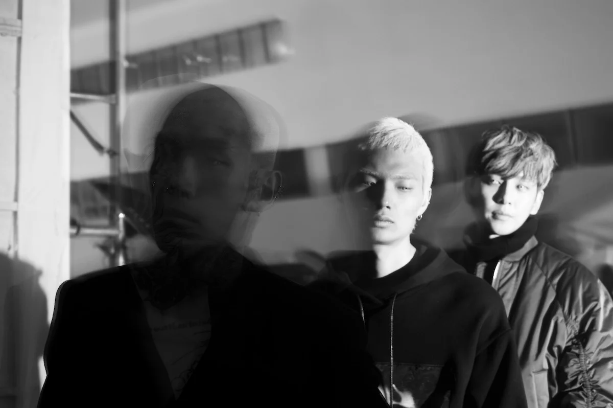 SEOUL FASHION WEEK FW17 BACKSTAGE: D.GNAK