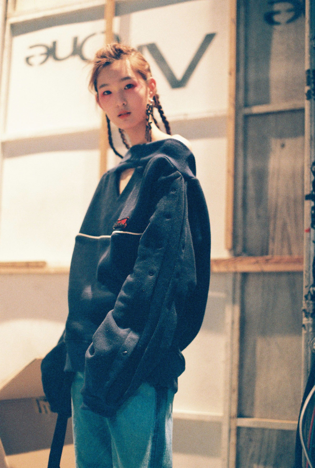 MUTZINE_SFW_FW17_CRESEDIM_BACKSTAGE17.jpeg