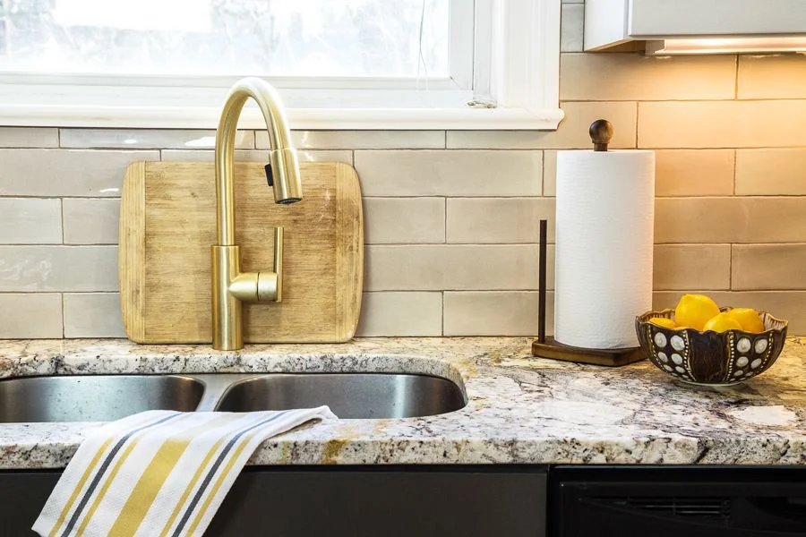   Interior design by Donna Gilliam Interiors. &nbsp;&nbsp; Photography by Laura Rockett Photography.  