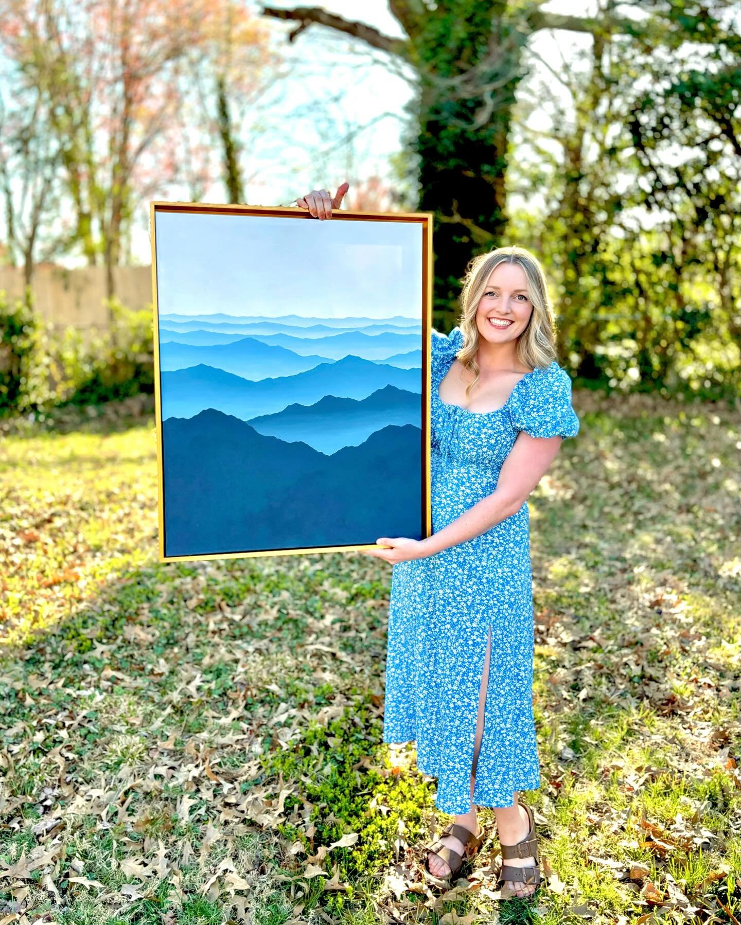 A brand new commission is headed out to its home today! 🩵✨

Loving the simple, modern feel of this piece and its peaceful shades of blue so much, I might just have to make one for myself&hellip;

#mountainart #blueridge #landscapeart #blueridgemount