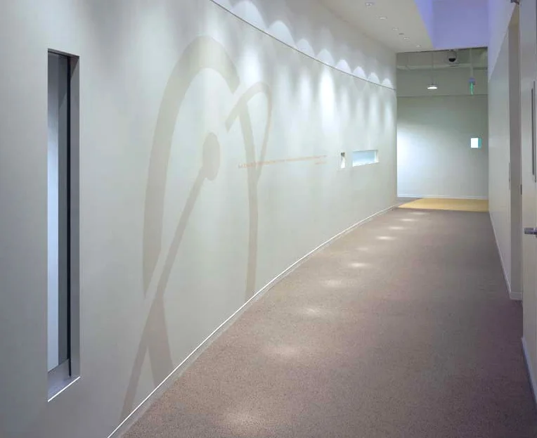 EL-Hall Supergraphic-1.jpg