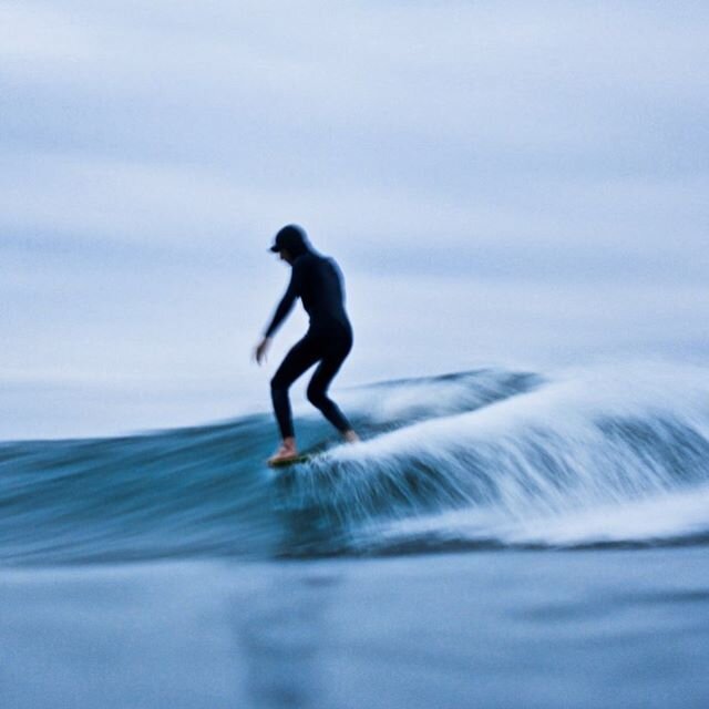 Winter vibes on @spoe_surfboards indica 9&rsquo;6 @joshberasategui @deflowsurf .
#handmade #surfboard