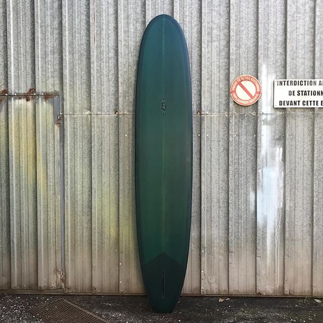 Green indica 9&rsquo;6 to cruise on control. 
#handmade #surfboards