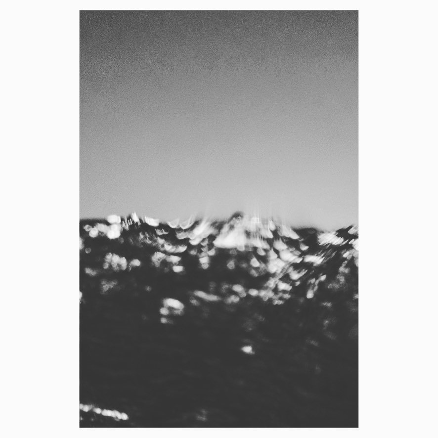 Split frame 
#photography #water