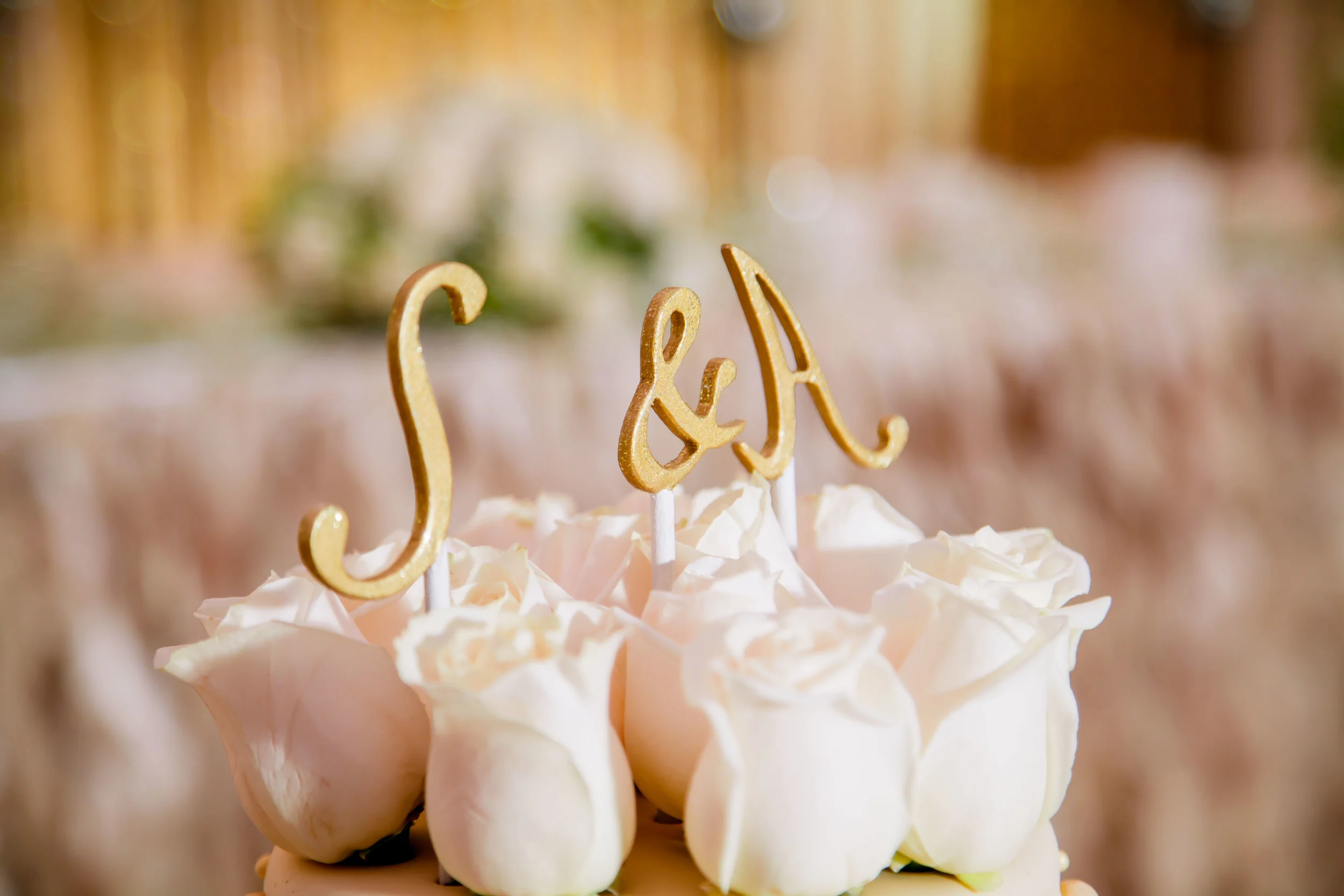 Verdi Convention centre Etobicoke toronto wedding photography photographer packages Somali Eritrean Nigerian Indian Ethiopian Iranian Tanzanian Harari Habesha Ontario Ottawa destination Yummy stuff cakes Yellow Gold Decor Elegant Videographer female photographer toronto Muslim Muslimah Islamic Wedding engagement wedding planning destination UAE Abu Dhabi Dubai Wedding cake details