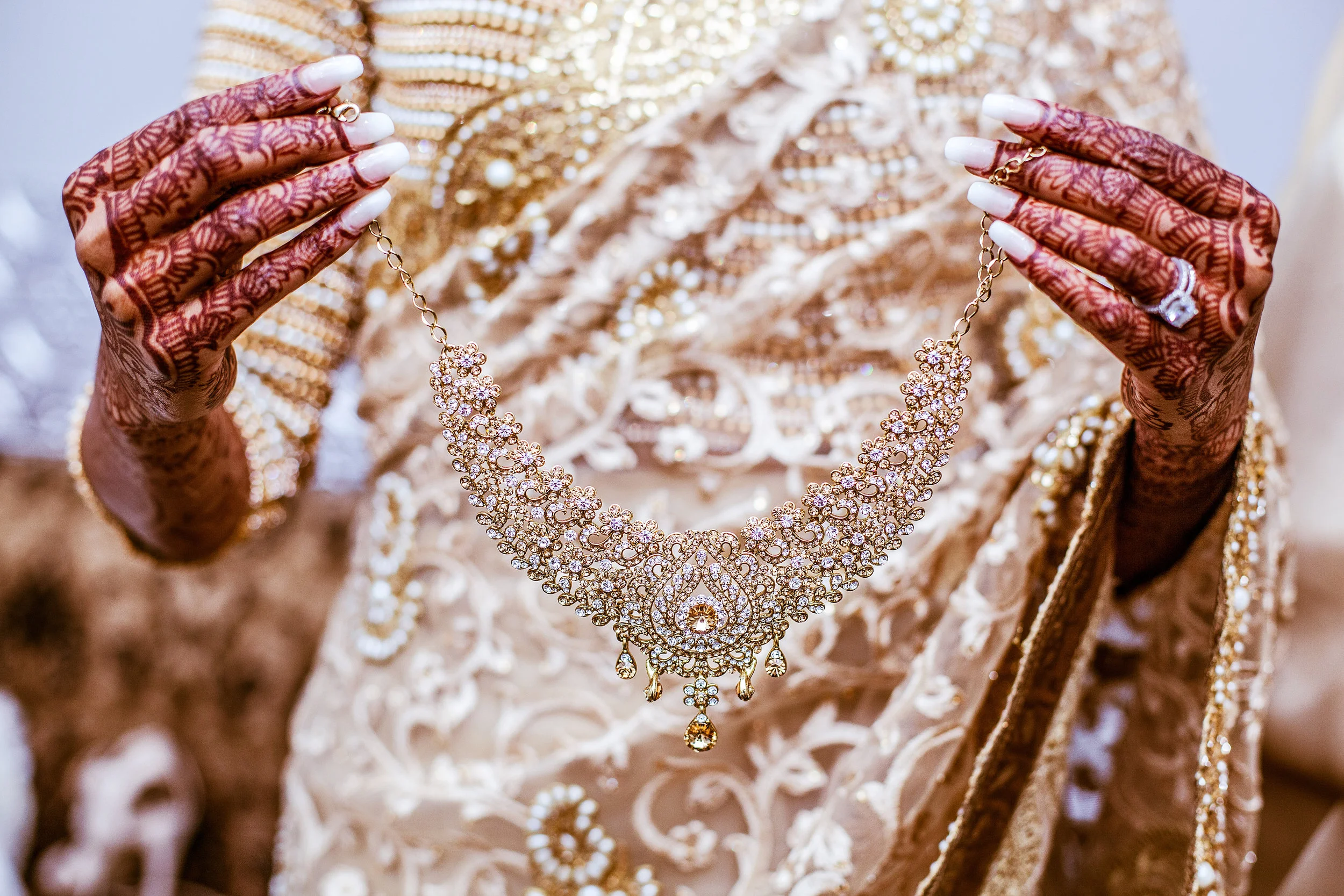 Karimah Gheddai Photography Verdi Convention centre Etobicoke toronto wedding photography photographer packages Somali Eritrean Nigerian Indian Ethiopian Iranian Tanzanian Harari Habesha Ontario Ottawa destination Yummy stuff cakes Yellow Gold Decor Elegant Videographer female photographer toronto Muslim Muslimah Islamic Wedding engagement wedding planning destination UAE Abu Dhabi Dubai