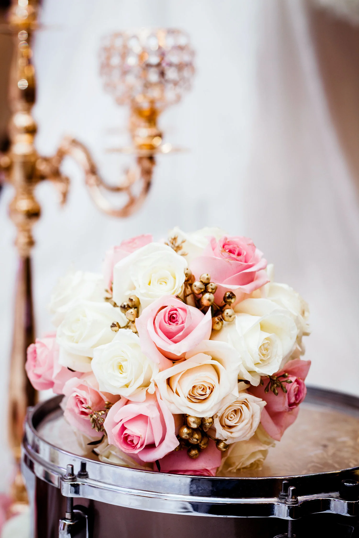 Somali Wedding Toronto Details Muslim Ethiopian Eritrean Tanzanian Toronto Ontario Royal King Banquet Hall Munaluchi Bride Egyptian Henna Black Henna Bride Cultural Islamic Babylon Decor Karimah Gheddai Photography Zuhoor Designs bouquet Florals Roses Pink and Gold
