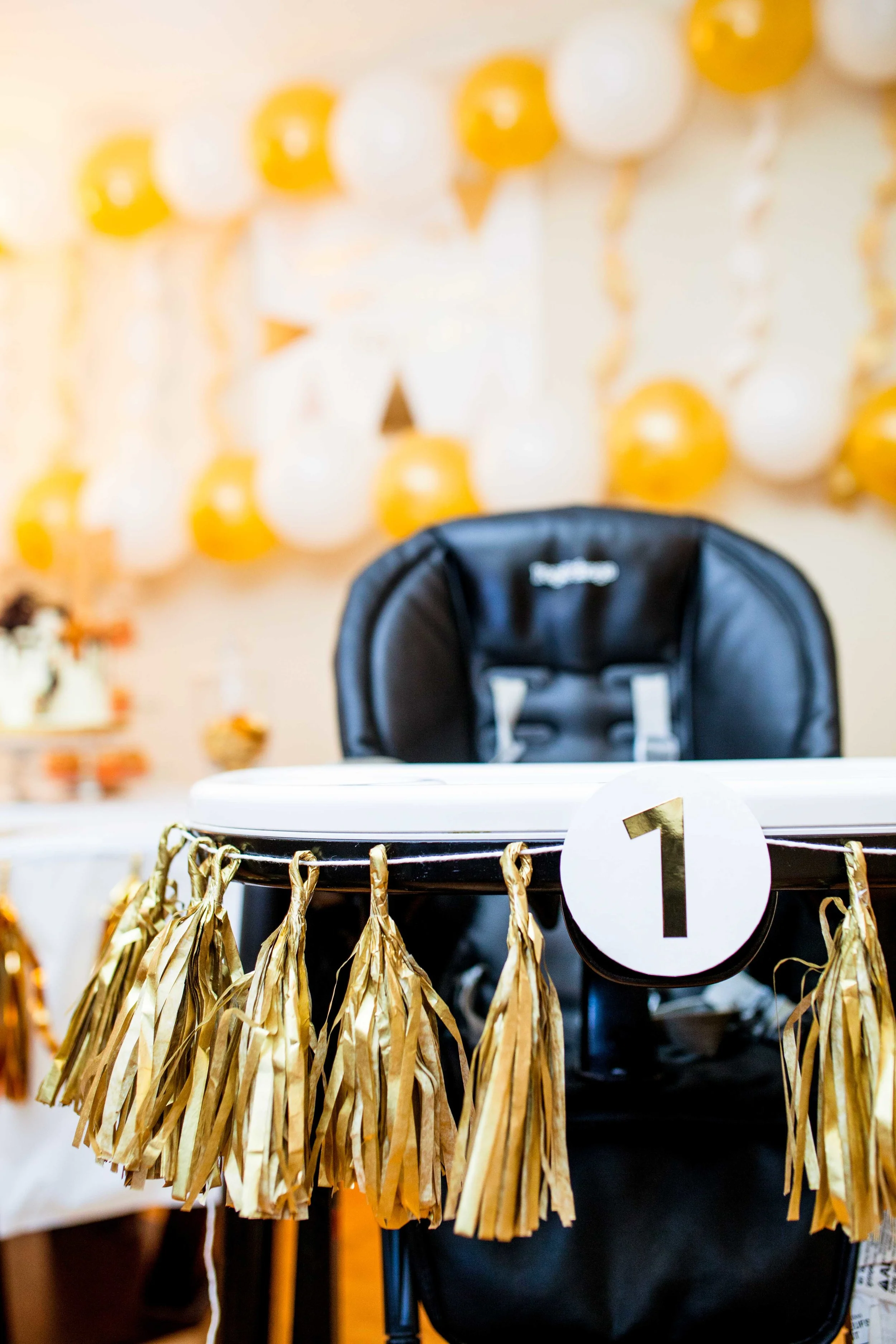 Birthday Photographer Toronto Party Event Photographer Muslim DIY decor cute 2017 Eritrean Somali Ontario Le dolci Ideas Karimah Gheddai Photography cake drip cake cupcakes