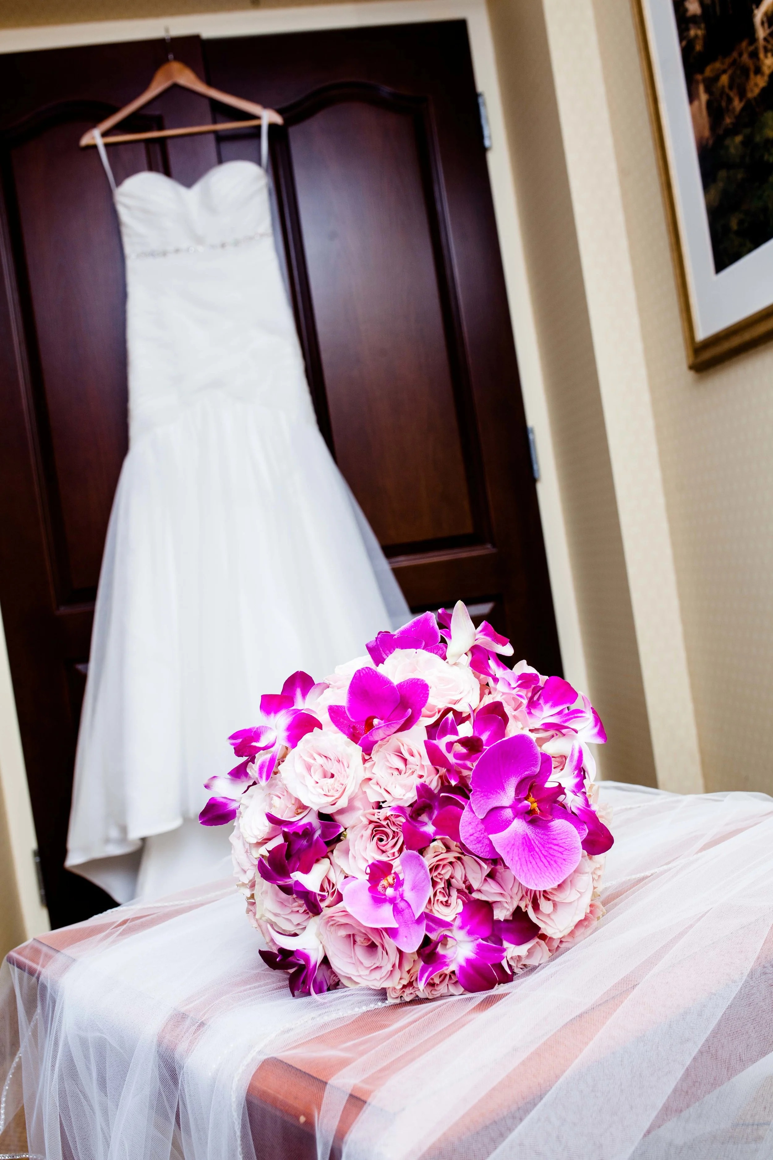 Toronto Wedding Photographer Glam Bright Photos Somali Weddings Habesha Eritrean Indian Kenyan Muslim Arab Christian Ontario Ottawa Munaluchi Bride Karimah Gheddai Photography Eritrean Ethiopian International Destination Wedding Dress