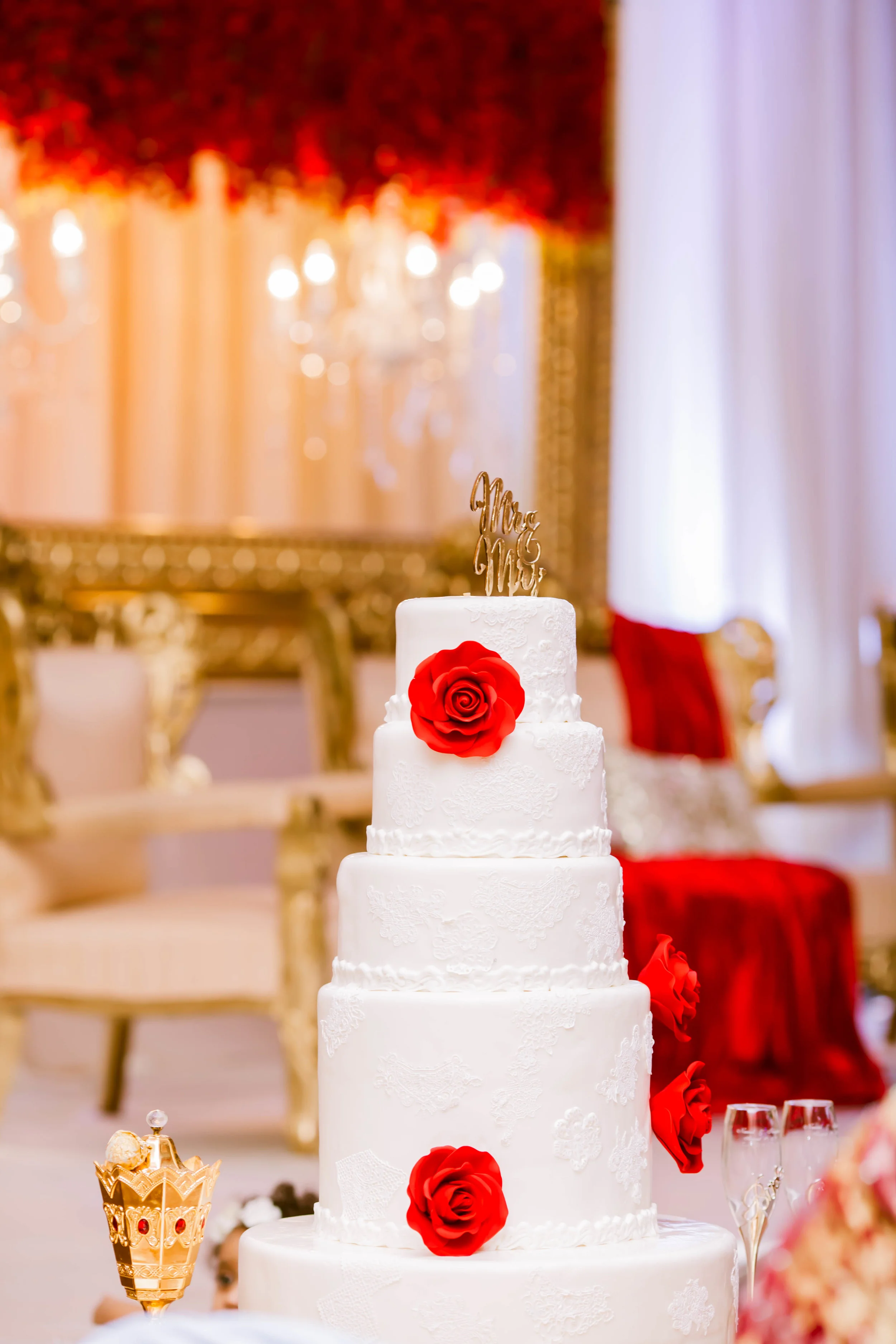 Wedding Details Red Eritrean Habesha Arab Wedding Toronto Scarborough Convention Centre Blog Markham Bliss Beginnings by Baneen Grand Stage Ethiopian Somali Canada Ontario Photographer Karimah Gheddai wedding cake 5 tier traditional