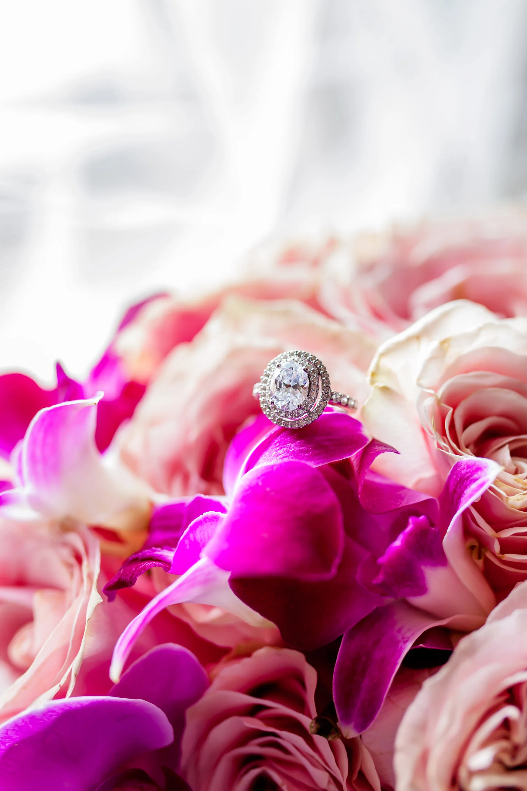 Toronto Wedding Photographer Glam Bright Photos Somali Weddings Habesha Eritrean Indian Kenyan Muslim Arab Christian Ontario Ottawa Munaluchi Bride Karimah Gheddai Photography Eritrean Ethiopian International Destination Wedding ring Oval Purple Flowers