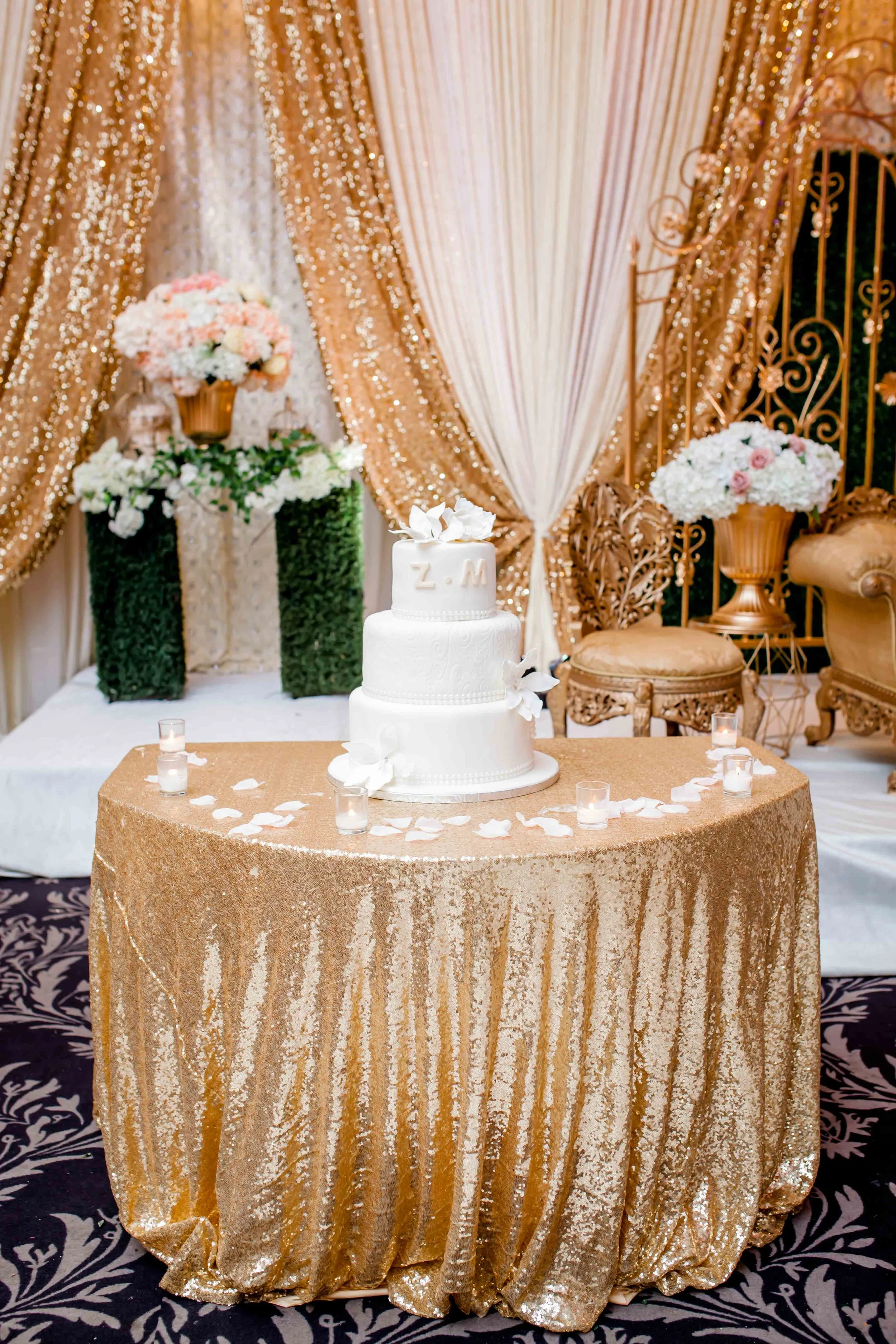 Toronto Wedding Photographer Glam Bright Photos Somali Weddings Habesha Eritrean Indian Kenyan Muslim Arab Ontario Ottawa Munaluchi Bride Karimah Gheddai Photography Eritrean Ethiopian International Destination Verdi Convention Airy Natural Light necklace bridal shoes Etobicoke pink African Pakistani