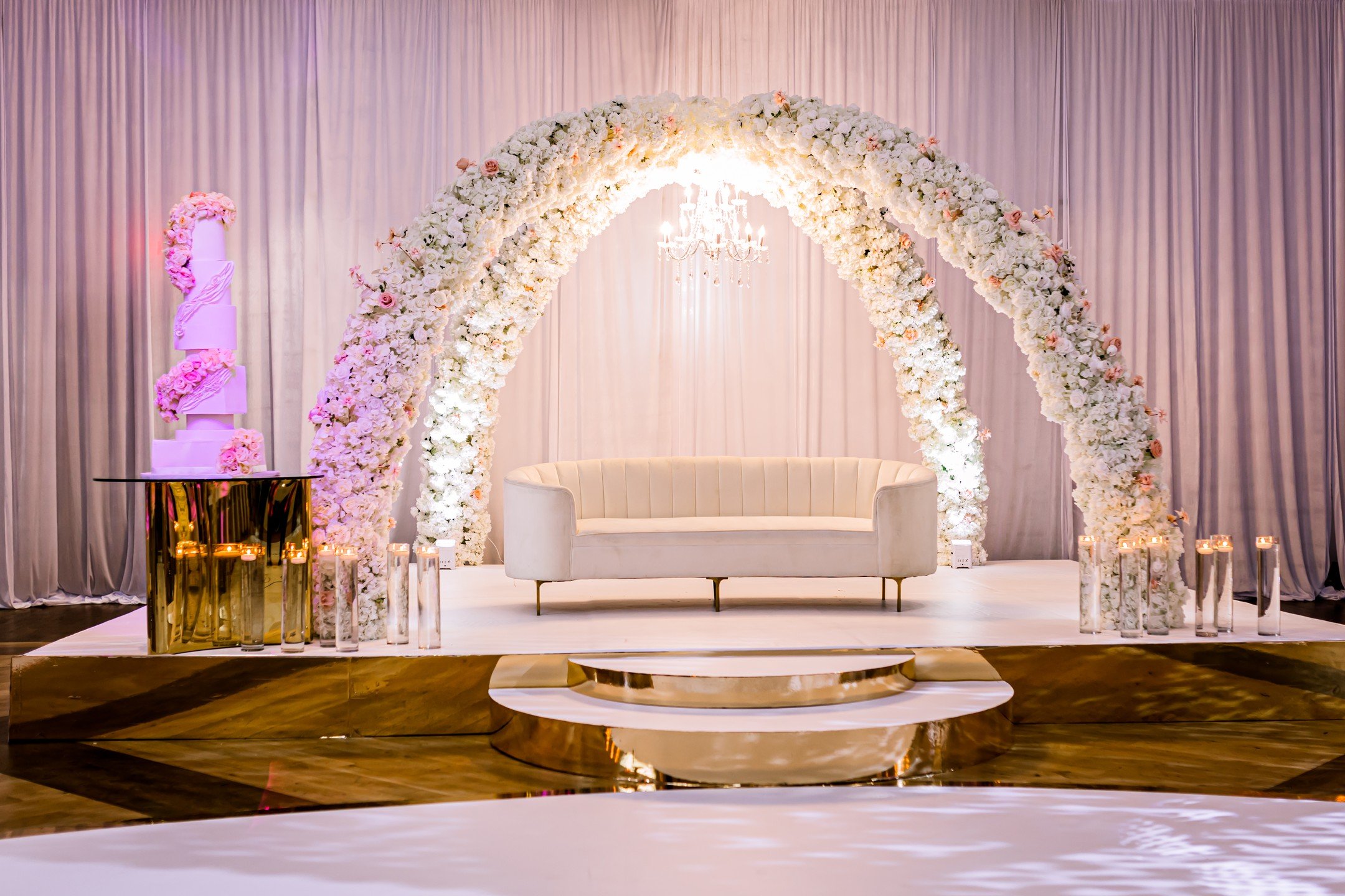 All the stunning details&mdash;I was absolutely in awe of the decor at this wedding! The unique canopy feature, designed by @designzbymay, created an elegant stage for the couple to be celebrated in style!
Link to my blogpost on this wedding can be f
