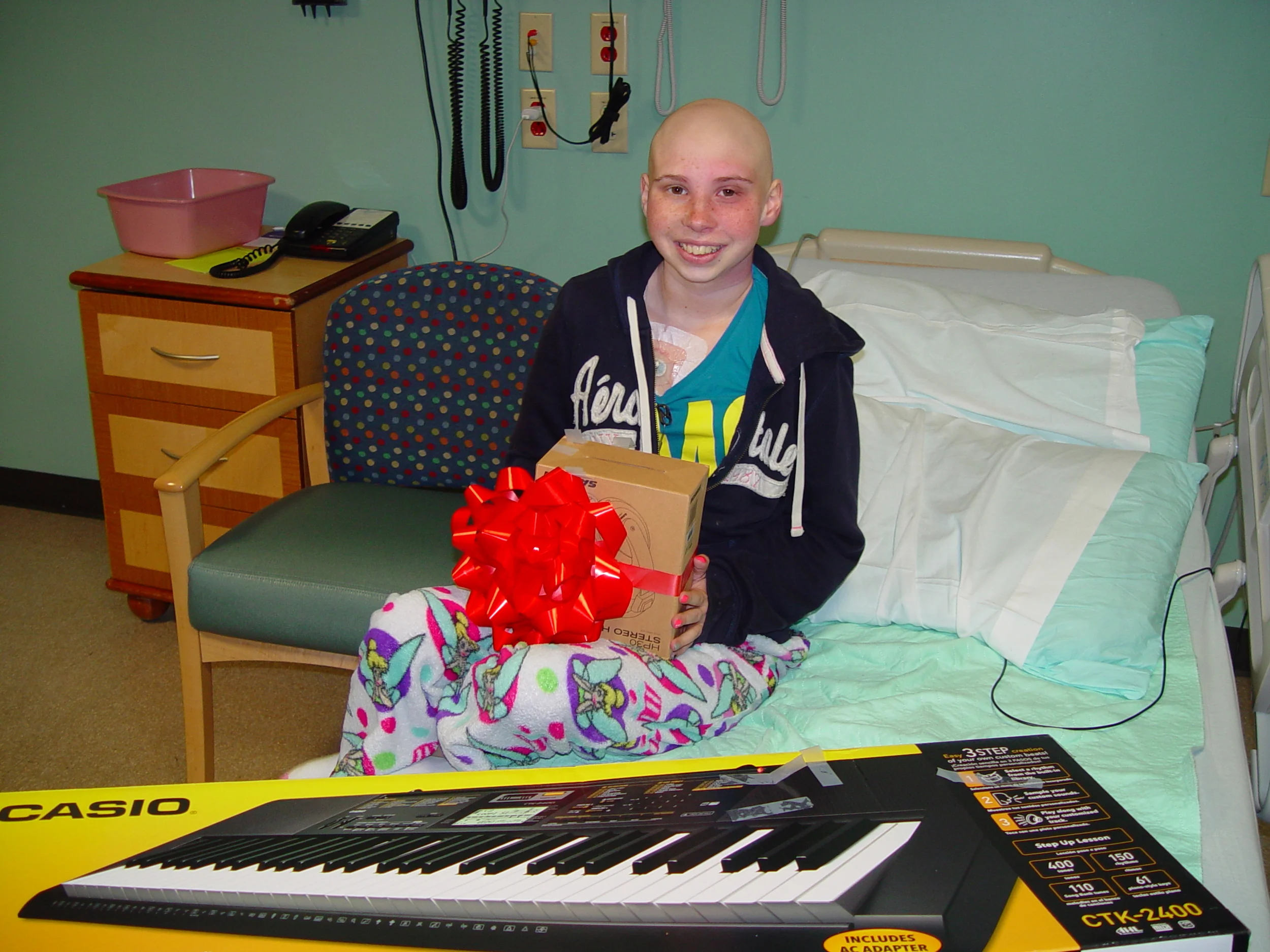 Erin & her new Keyboard