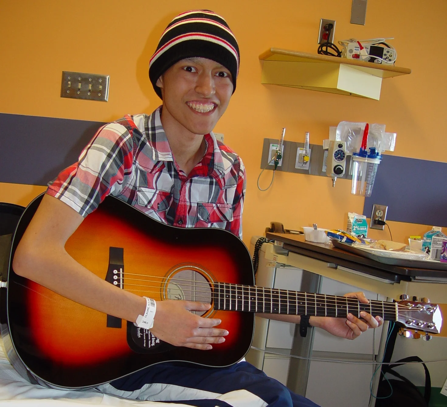 Name: Alejandro Age: 17 Hometown: Oak Lawn, IL Gift: Fender Acoustic Guitar Bundle Read more...