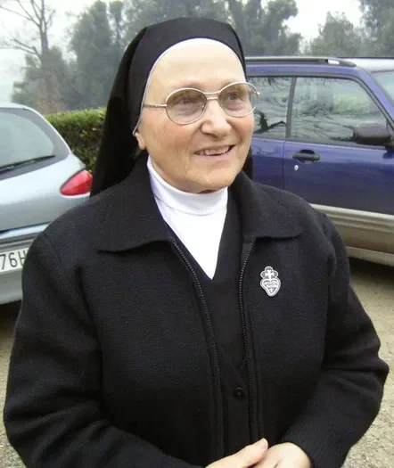 Zia Suora