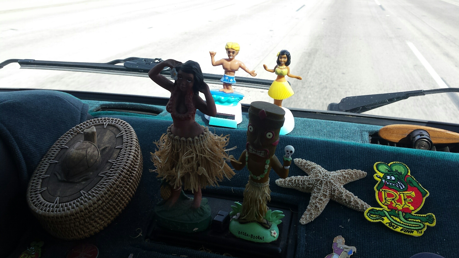  riding on the road again with Greg "lawman" Lawson and his entourage....