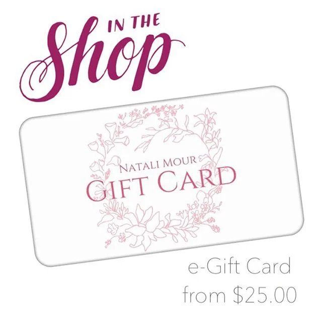 Still not sure what to give her? An e-Gift Card it is then! 🎁🎈 Find them at my website, under SHOP. Link in profile 🔝

#handmade #giftcard #shop #happybirthday #happyanniversary #jewlery #natalimour #fun #summer #easypeasy #ineedthis #present #gif