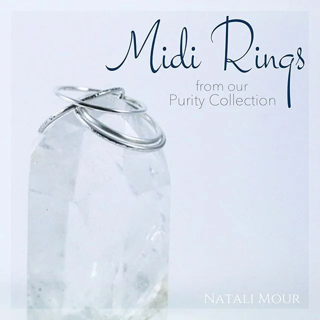 &bull;MIDI RINGS&bull;
So cute, so precious! Available on our website under our P U R I T Y Collection 😌✨
Don't know your size? No worries, we have a Size Guide on our website just for you 👍🏻 Just click on our Library section and you will find it 