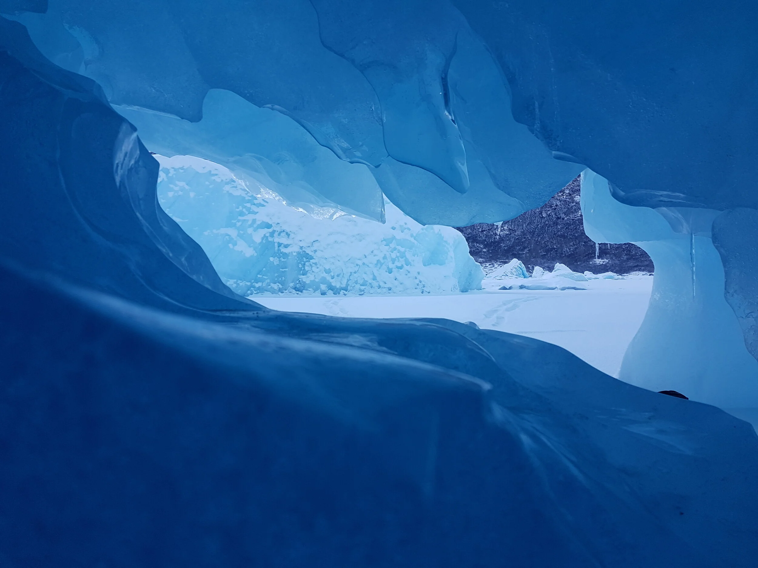 Knik Glacier Tour 49th State Motor Tours — 49th State Motor Tours