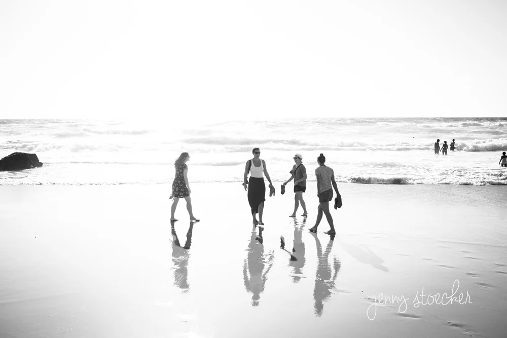058-SixGirlsOneEuropePortugal.jpg