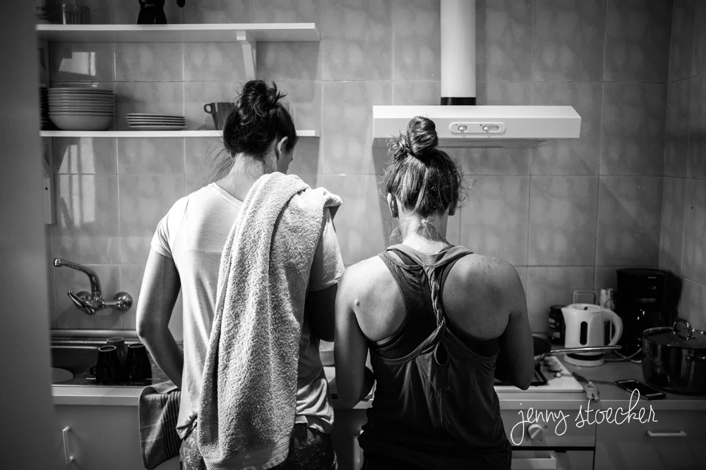 056-SixGirlsOneEuropeSpain.jpg