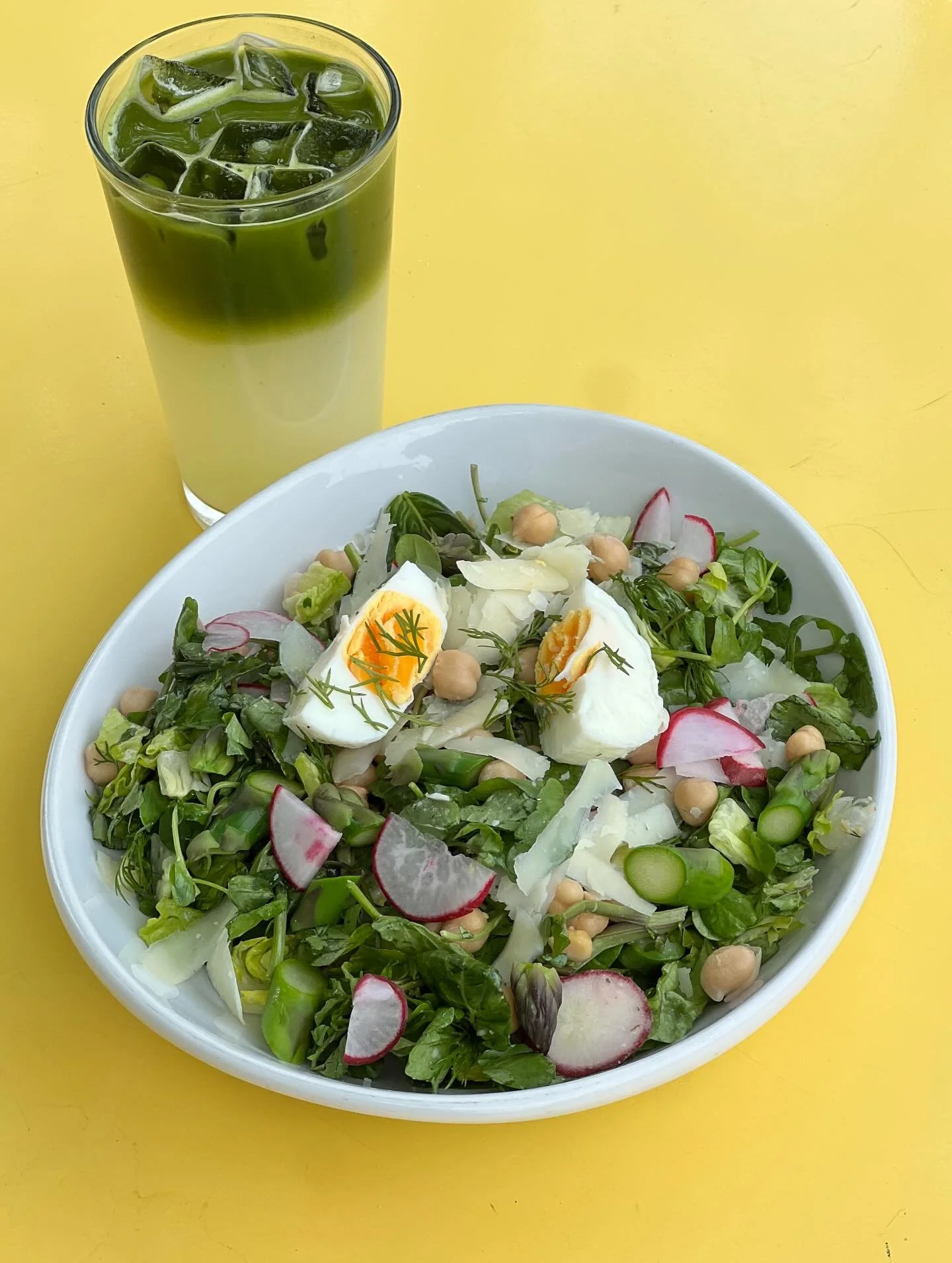 Spring in a bowl 🌿
Our new asparagus &amp; watercress salad with crisp little gems, pea sprouts, garbanzo beans, radish, fresh herbs, manchego, and a hard-boiled egg &mdash; finished with a tahini ginger vinaigrette. Come try it!