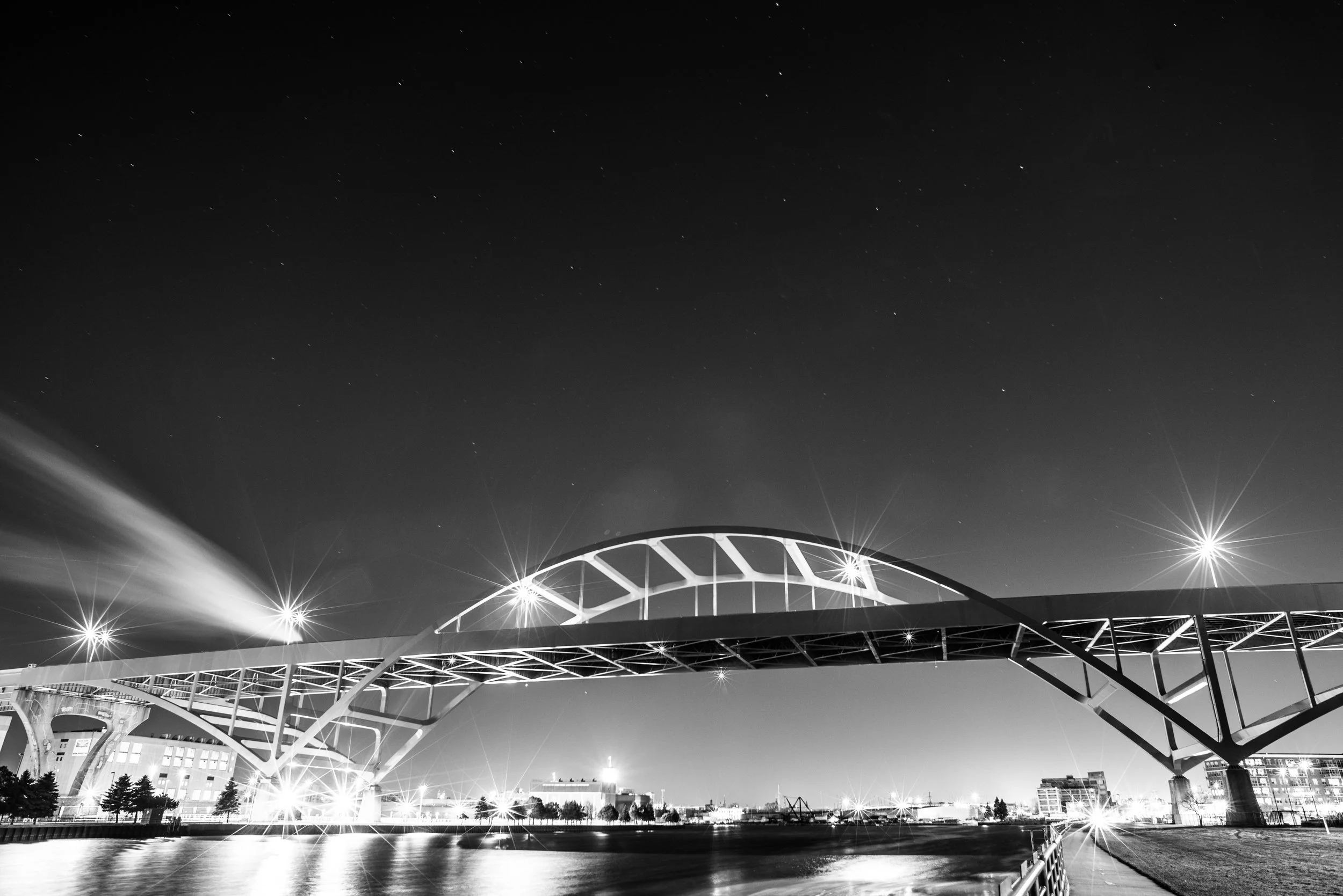 2016 - 122916 - Hoan - BW.jpg