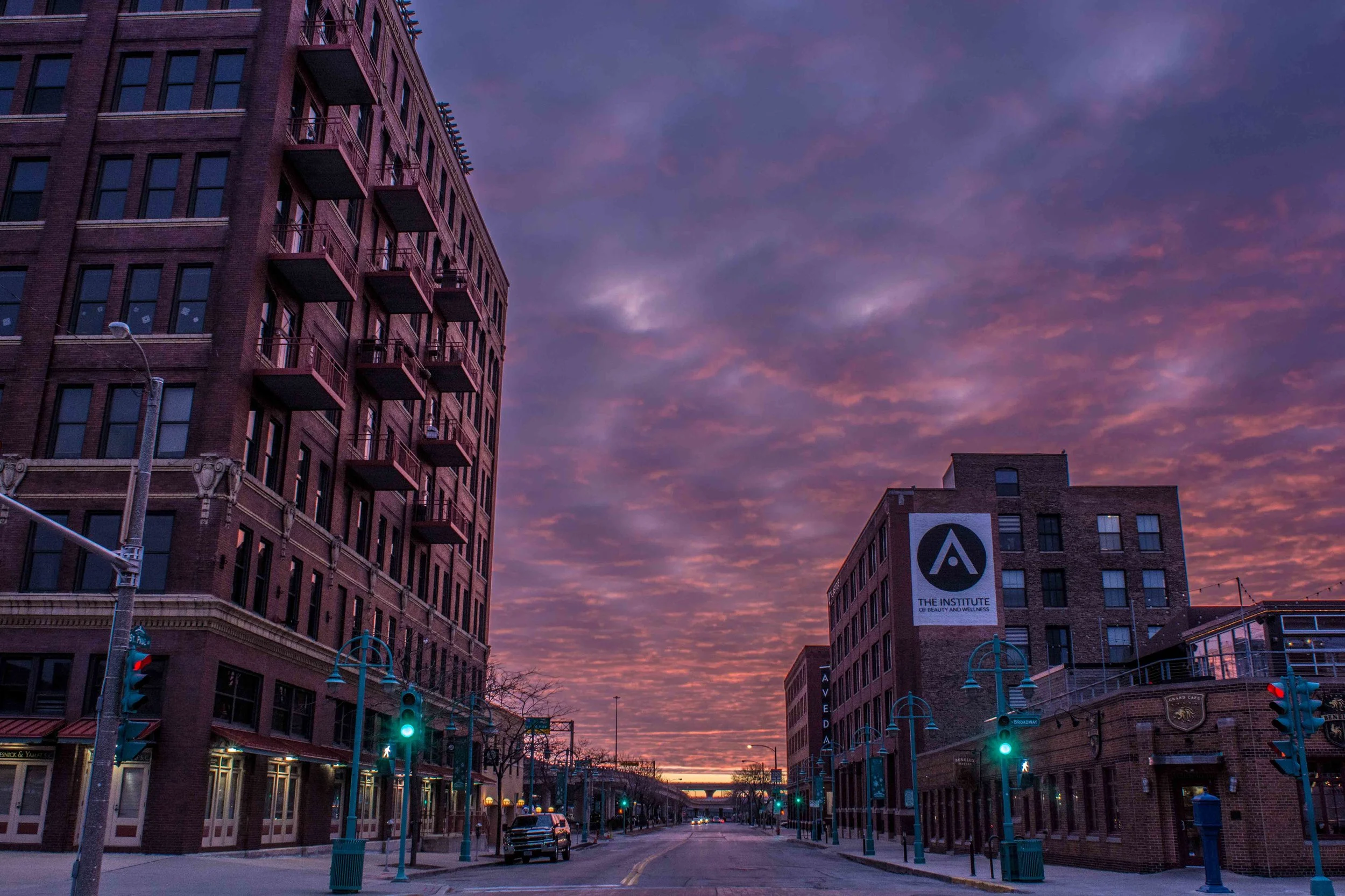 cjbown.com - milwaukee-81.jpg