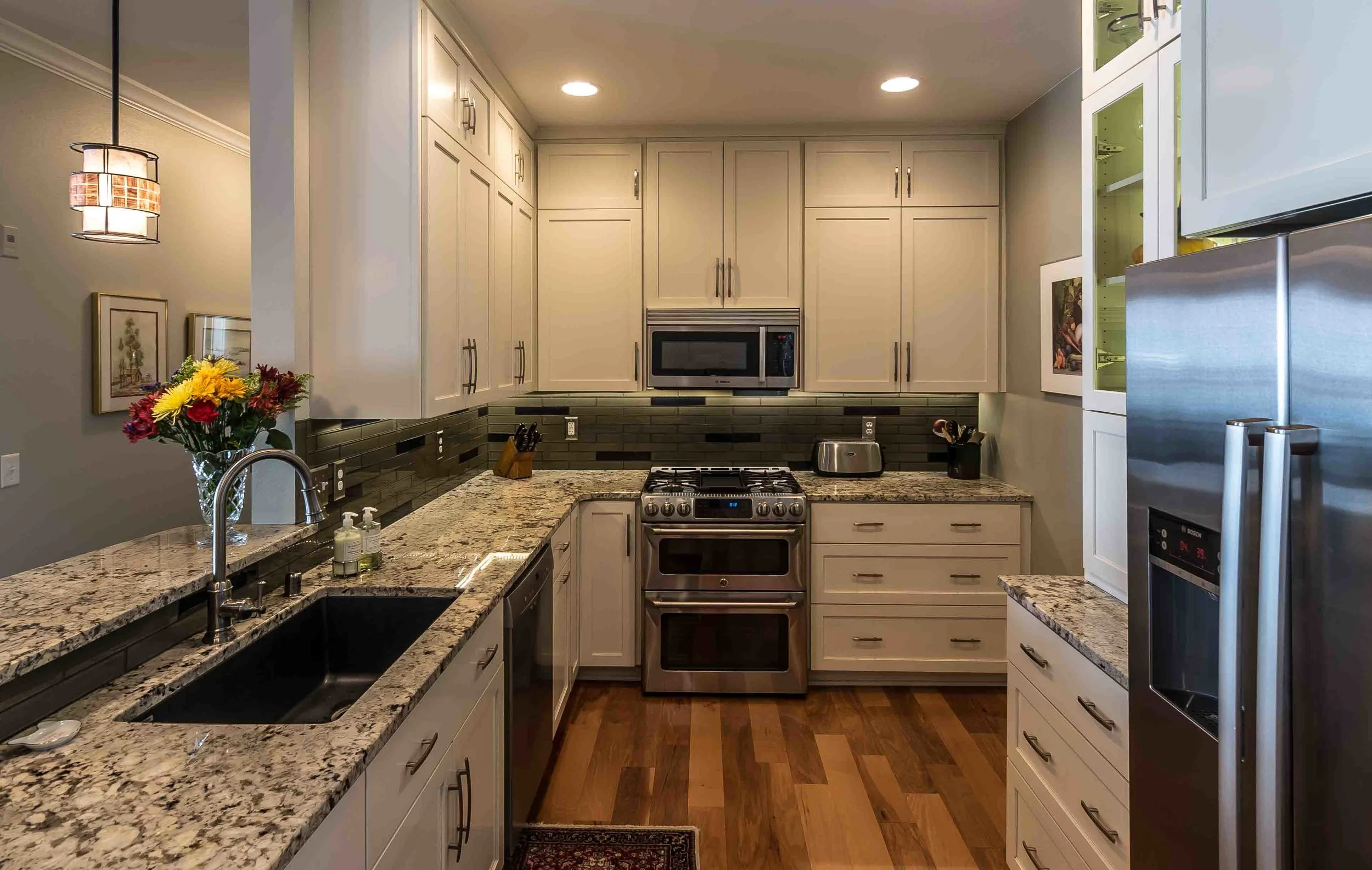 2017 - 09 Sept - MKE Design Build - 1300 N Prospect - web-2.jpg