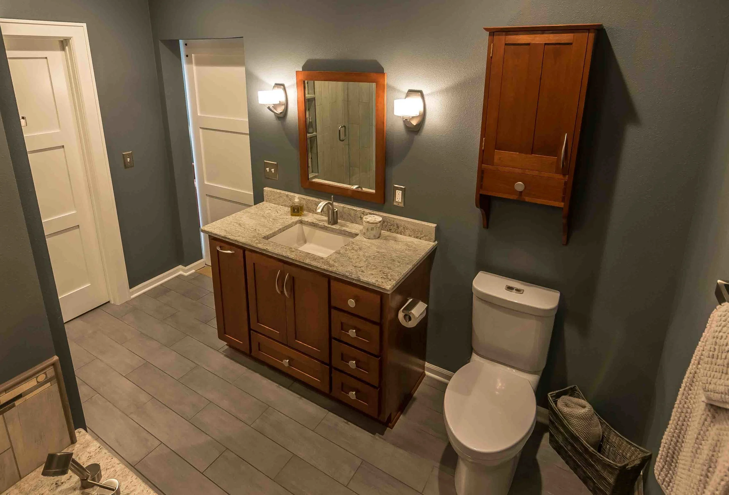 2017 - 09 Sept - MKE Design Build - 1300 N Prospect - web-12.jpg