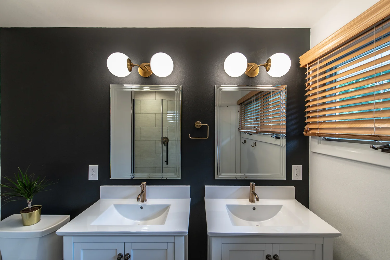 2018 - 08 AUG - MKE Design Build - 215 E Bradley - for web-3.jpg