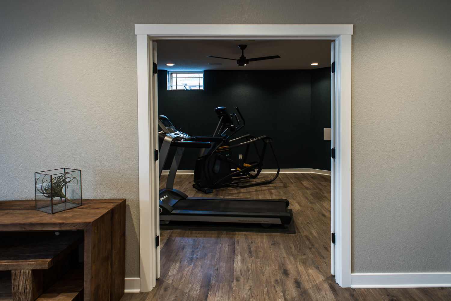 2019 - MKE Design Build - 6925 West Oakview Court - for web-14.jpg