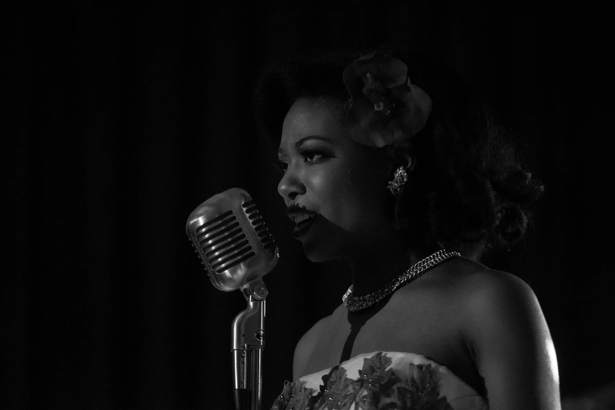 2019 - 06 June - Pabst Taproom - Tammy Savoy - for web-49.jpg