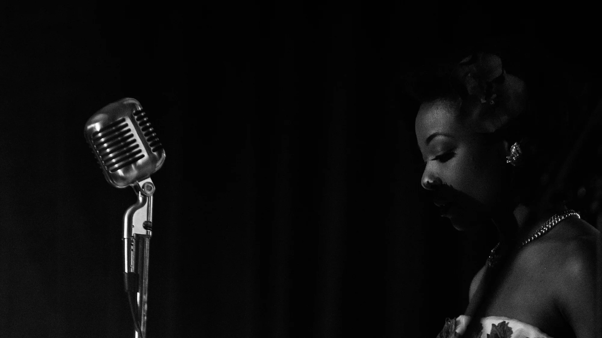 2019 - 06 June - Pabst Taproom - Tammy Savoy - for web-37.jpg