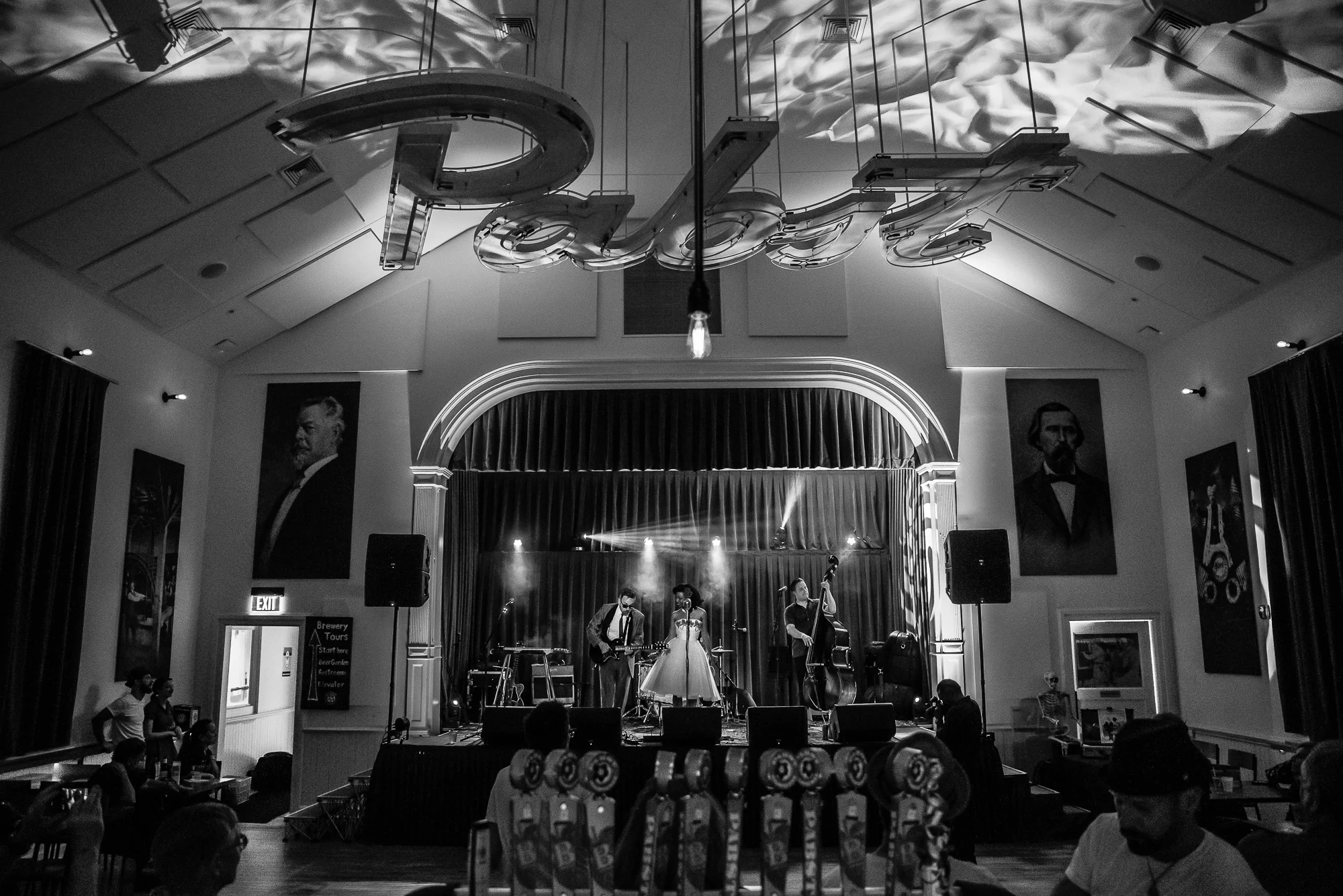 2019 - 06 June - Pabst Taproom - Tammy Savoy - for web-34.jpg