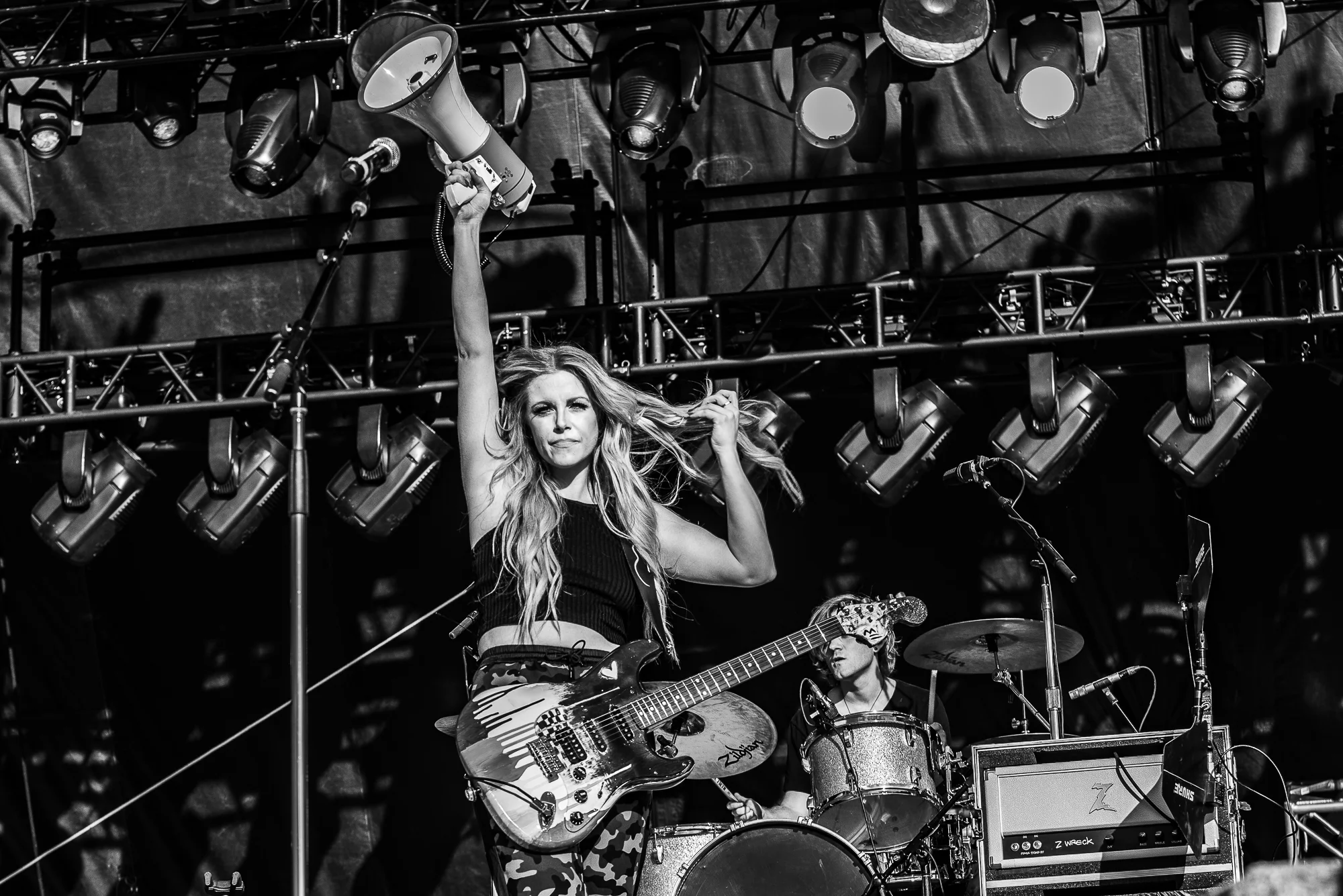 2019 - 07 July - Lindsay Ell - Country Thunder - for web-21.jpg