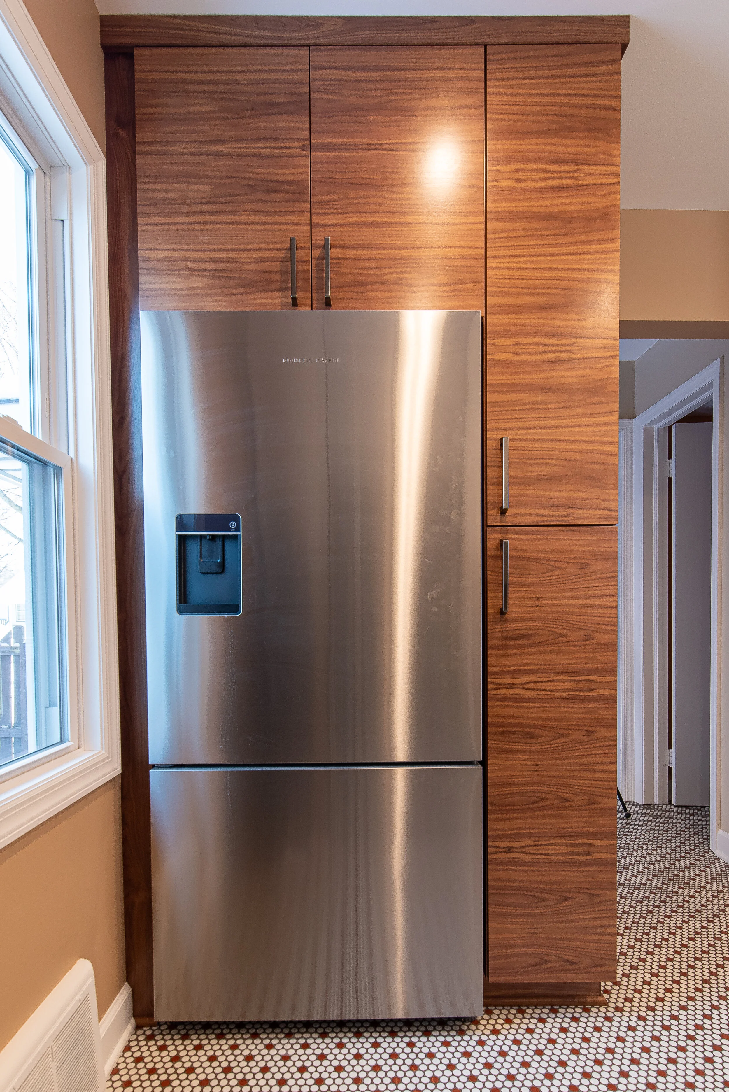 2020-mkedesignbuild - south adams st - kitchen - 19.JPG