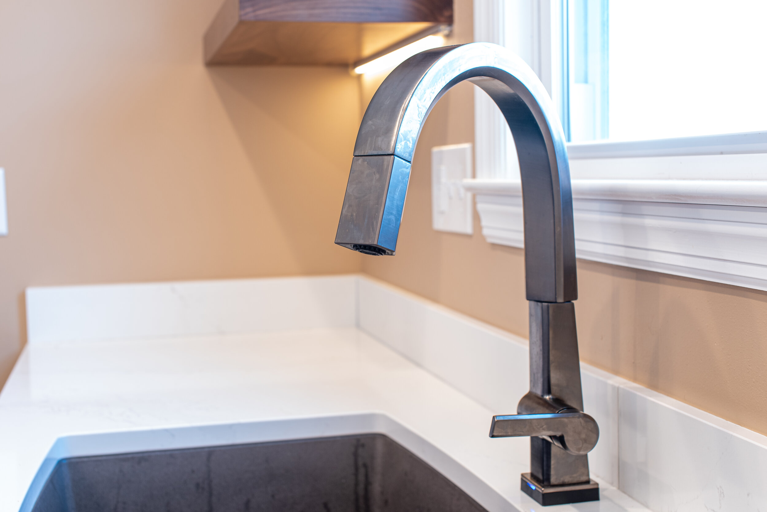 2020-mkedesignbuild - south adams st - kitchen - 24.JPG