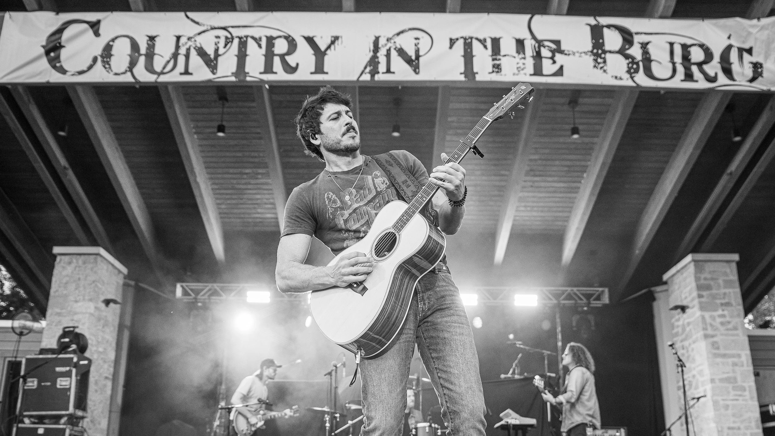 2025 - 08Aug 24 - Morgan Evans-18.jpg