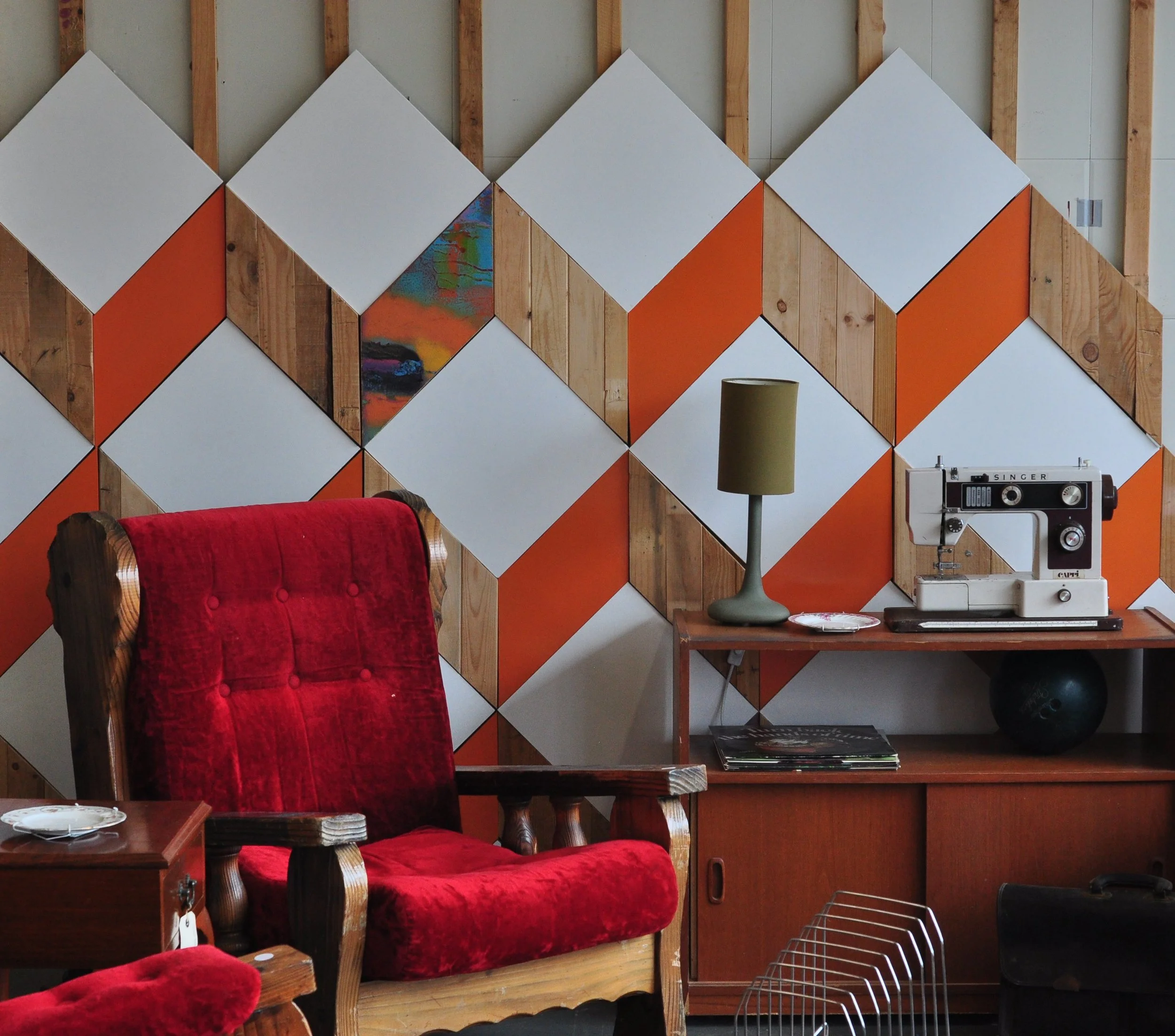 Ground Cafe & Retail Shop