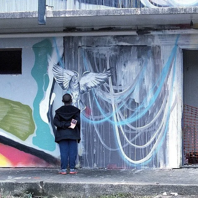 beautiful moment of an interaction with one of my pieces, captured by Dung Nguyen.