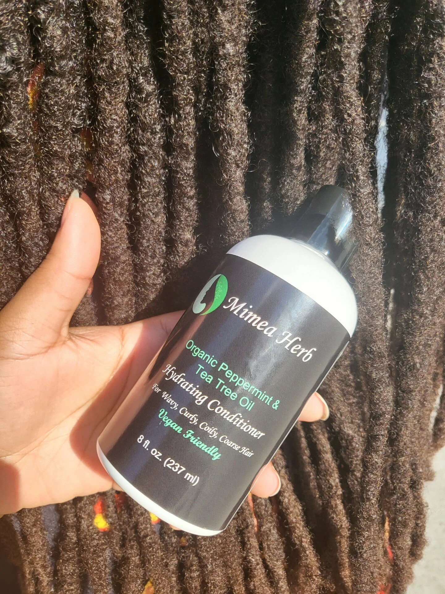 AA3DB783-F4B5-4570-8956-FB8F8CCF2FB6