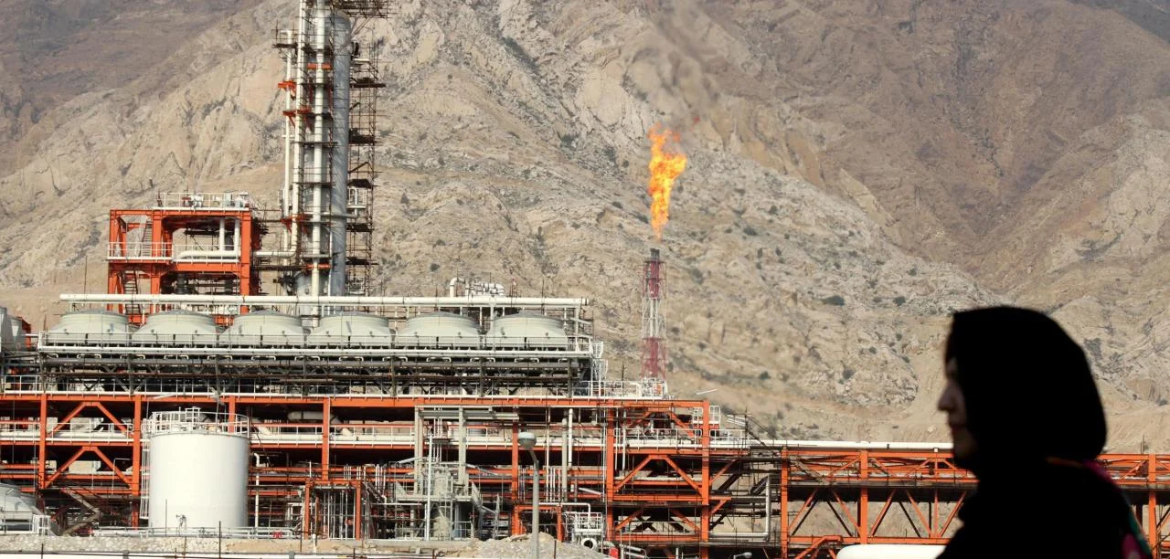 IRAN-ASSALOUYEH-SOUTH-PARS.jpg