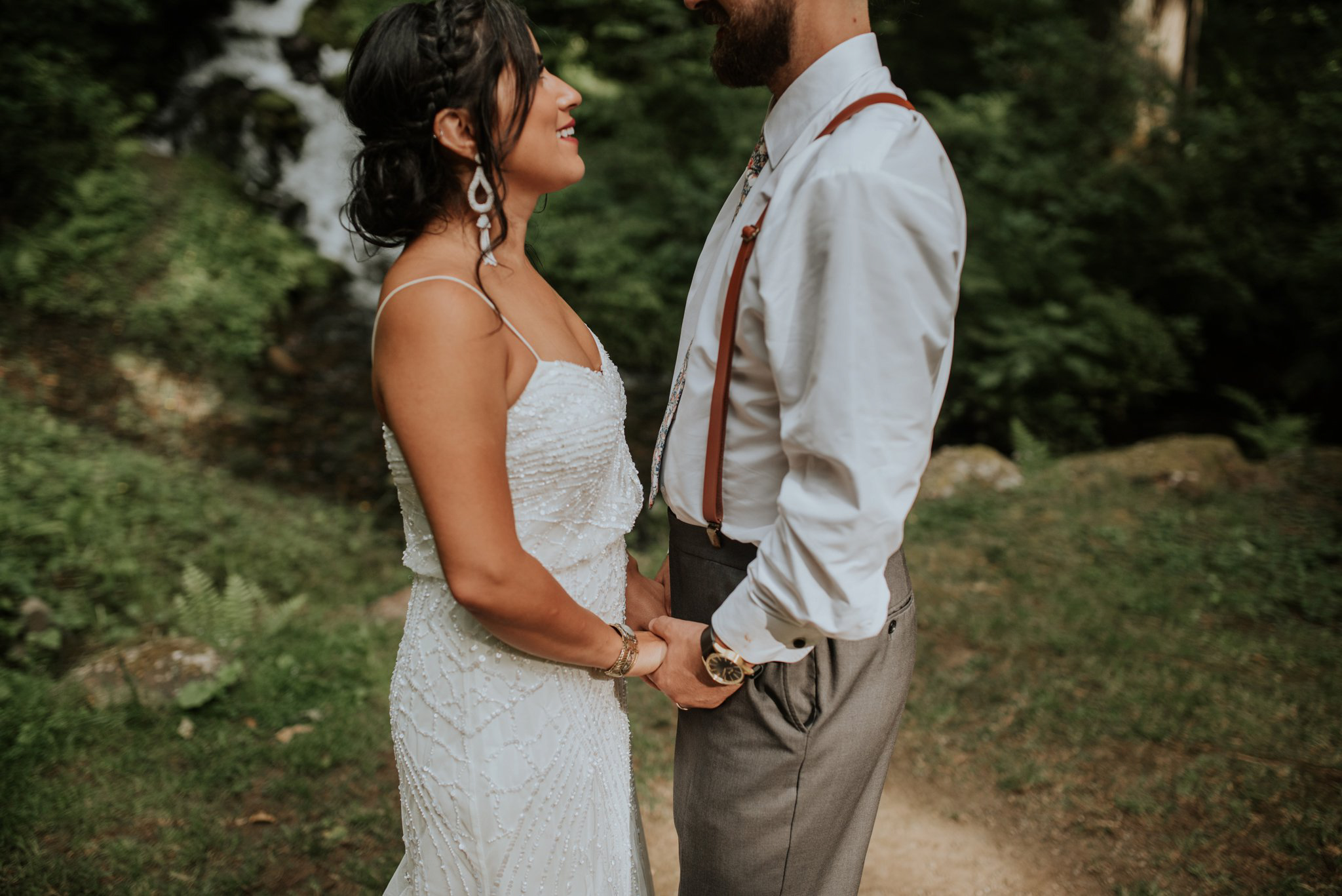 intimate-boho-campfire-wedding-shangri-la-on-the-green-seattle-wedding-photographer-caitlyn-nikula-photography-96.jpg